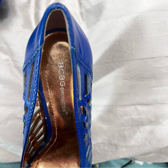 Bcbgeneration blue platform pumps - Picture 4 of 8